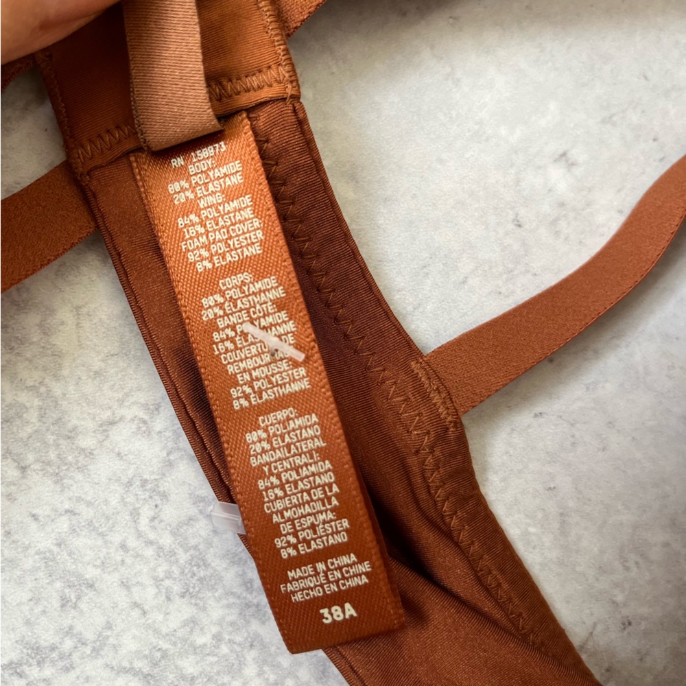 SKIMS Rust Triangle Bra - Picture 4 of 4